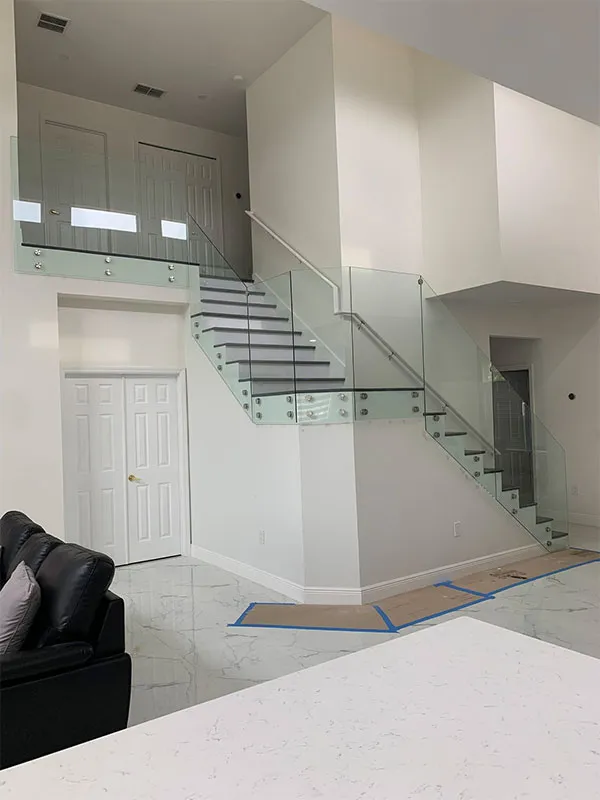 Стекло для перил и ограждений (1)